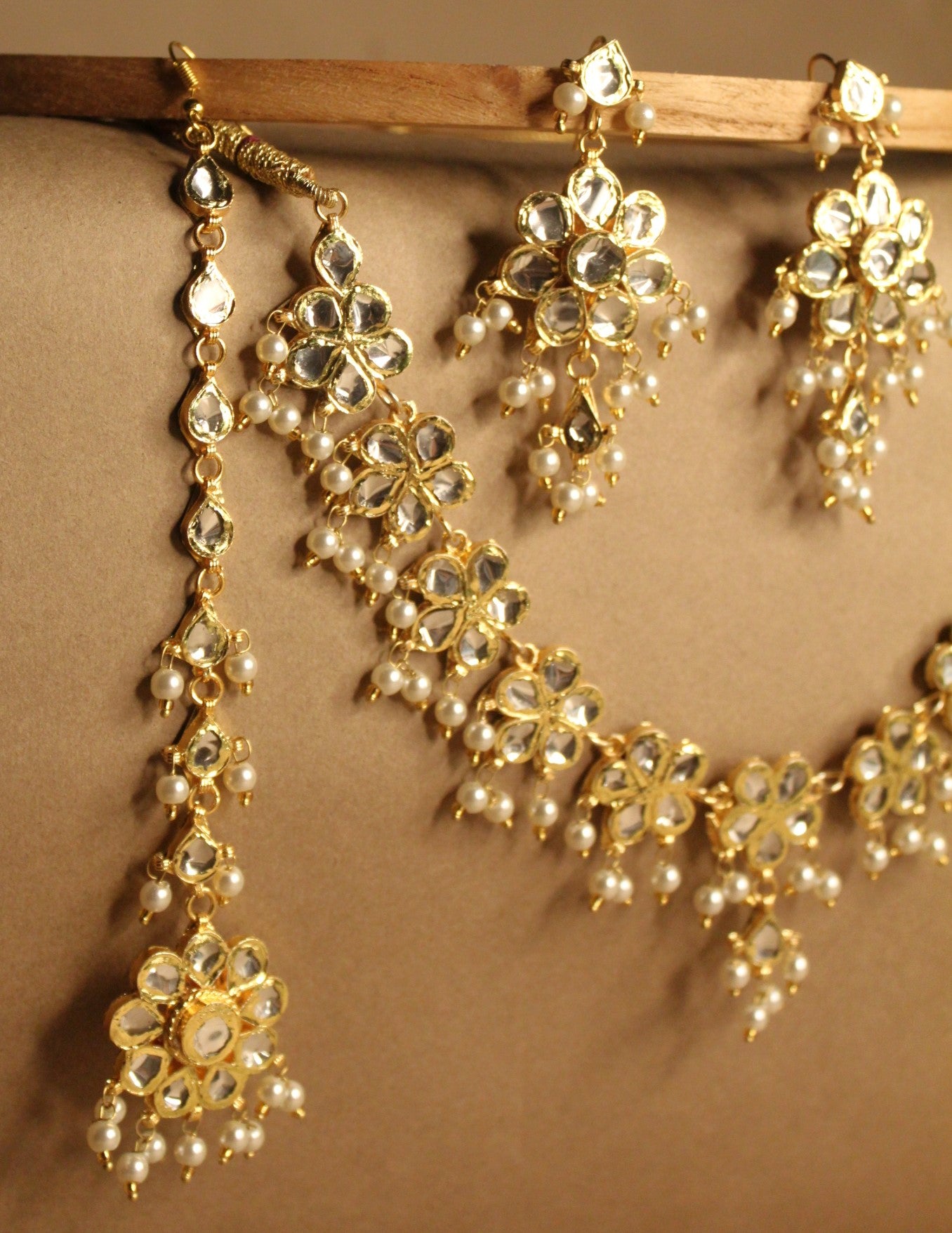 Swarnapushpa Haar ,Earrings & mangtikka- (Set for Kathakaars)