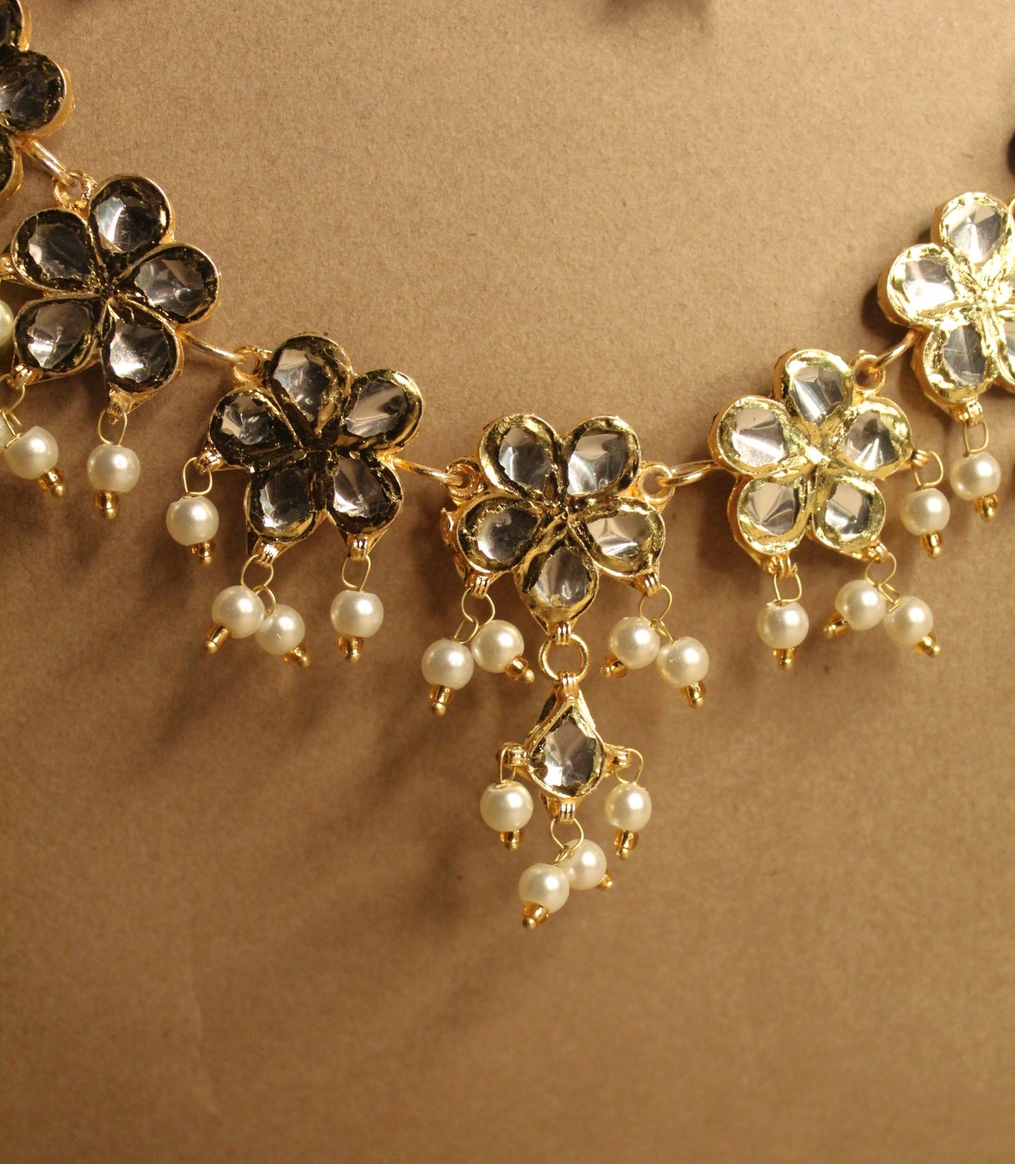 Swarnapushpa Haar ,Earrings & mangtikka- (Set for Kathakaars)