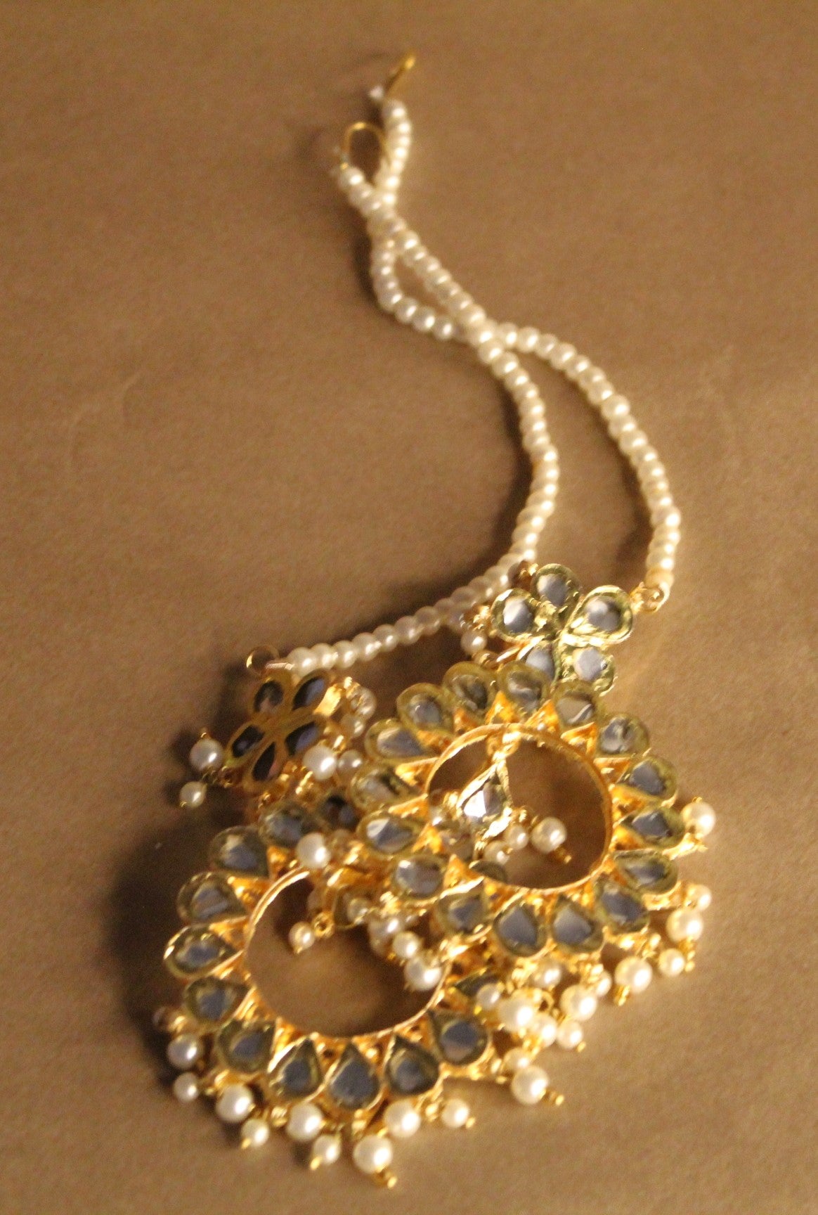 Noor-e-chand (full moon earrings for Kathakaars)